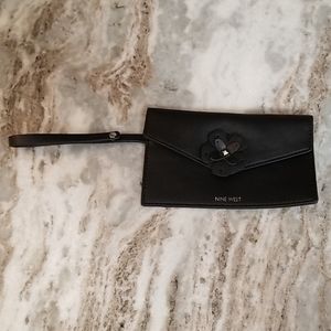 Nine West Clutch Wristlet...NWOT